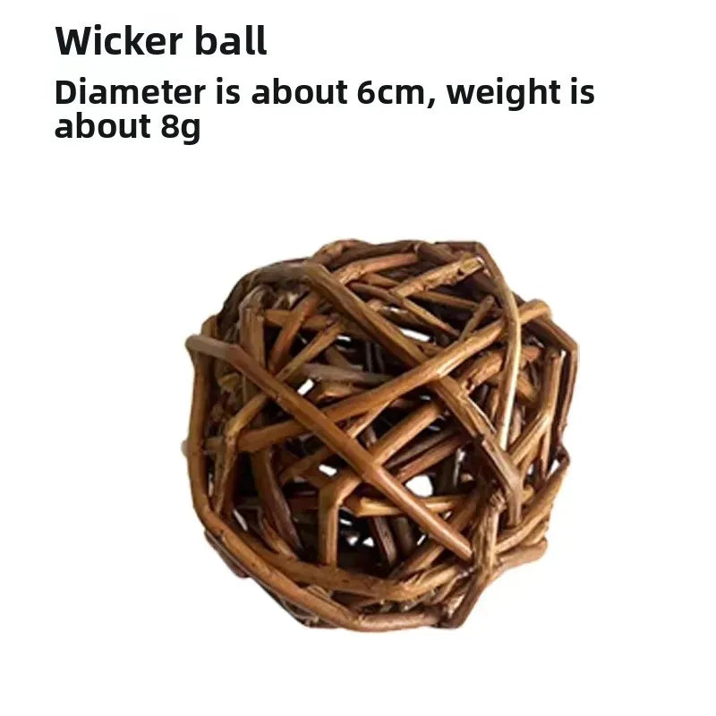 Natural Grass Chewing Ball Braided Small Animal Toy for Guinea Pigs Hay &
