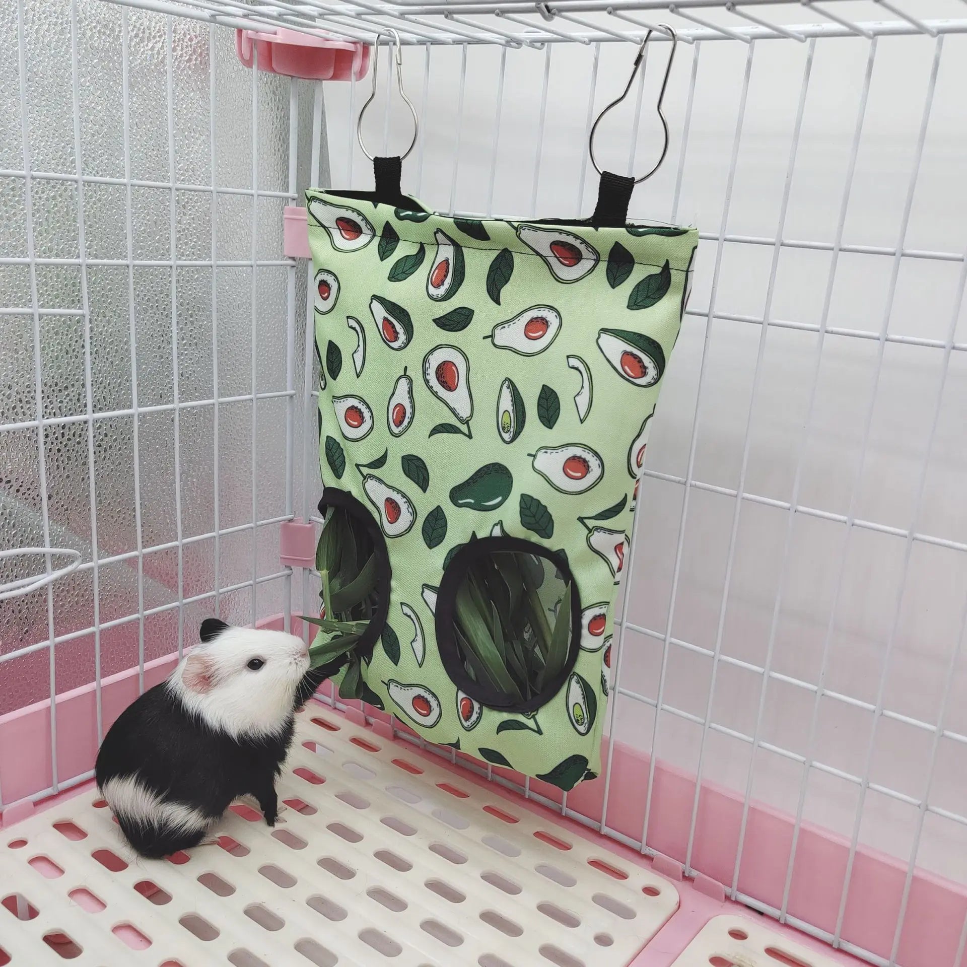 Hay Dispenser Bag for Guinea Pigs and Rabbits