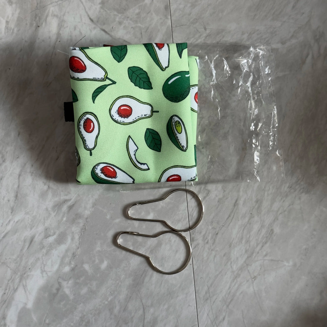 Hay Dispenser Bag for Guinea Pigs and Rabbits