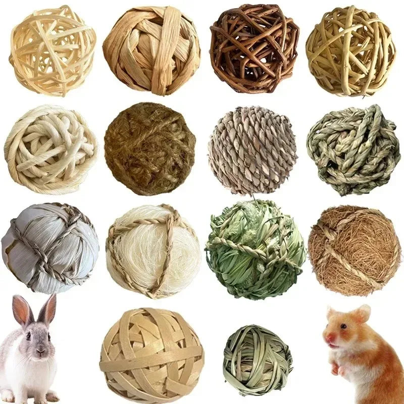 Natural Grass Chewing Ball Braided Small Animal Toy for Guinea Pigs Hay &