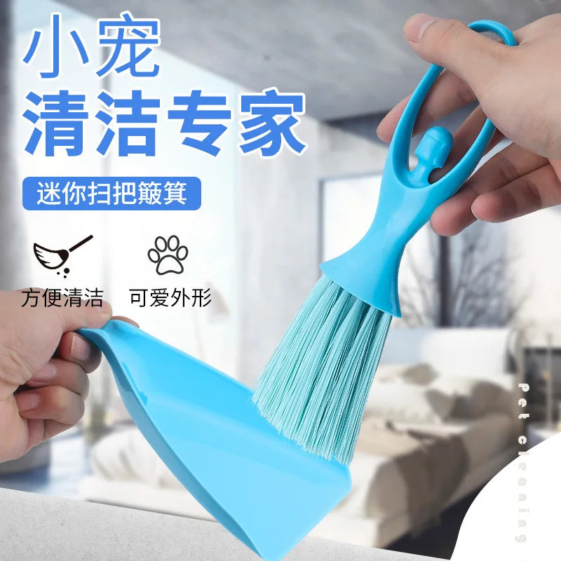 1 Set Mini Broom Dustpan Set Random Pet supplies hamster cleaning tools mini dustpa broom for cleaning wood shavings rabbits