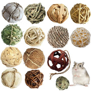7cm Small Animal Chewing Braided Ball Natural Grass Pet Interactive Chew for Burrowly hay & forage and small pet care.