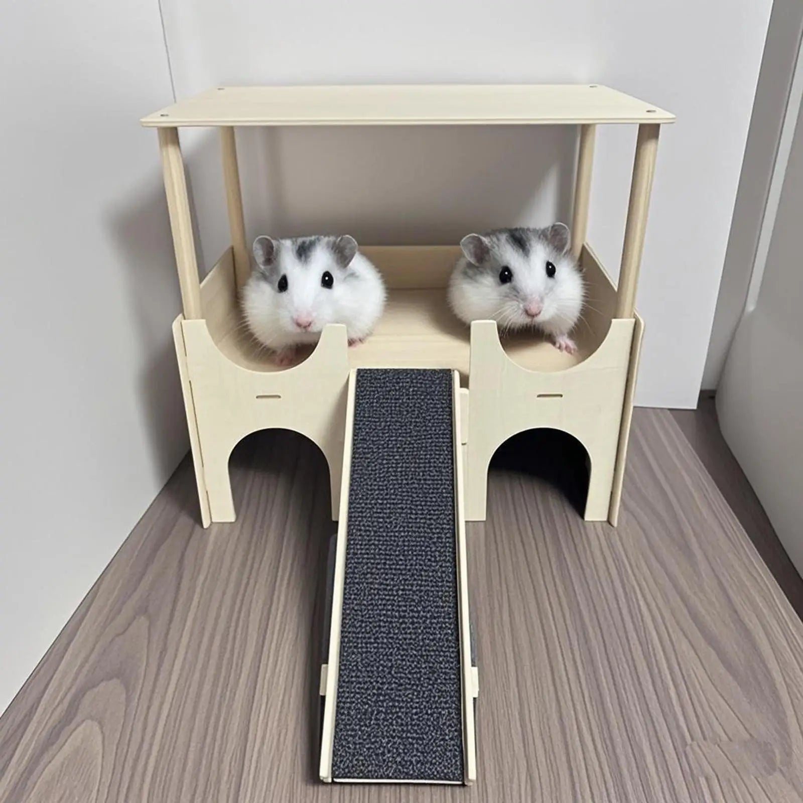 Hamster House Castle Cage Accessories Pet Supplies Hiding Guinea Pig Hideout for Hamsters Ferrets Gerbils Mice Rabbits