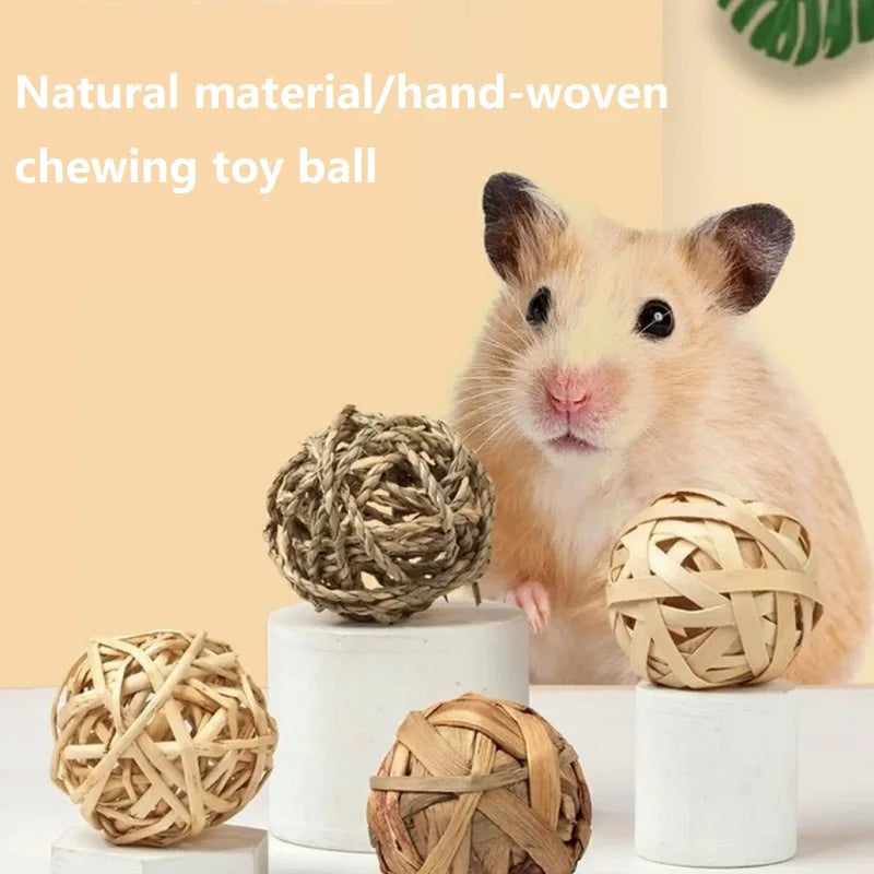 7cm Small Animal Chewing Braided Ball Natural Grass Pet Interactive Chew