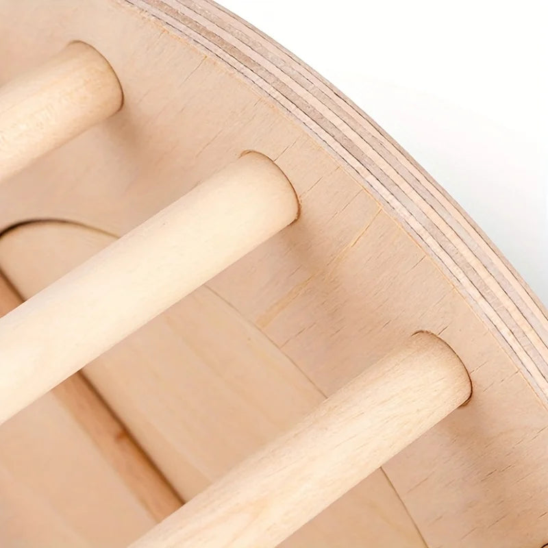 1 Piece of Accessory with Random Color and Style Wooden Rabbit Hay Feeder