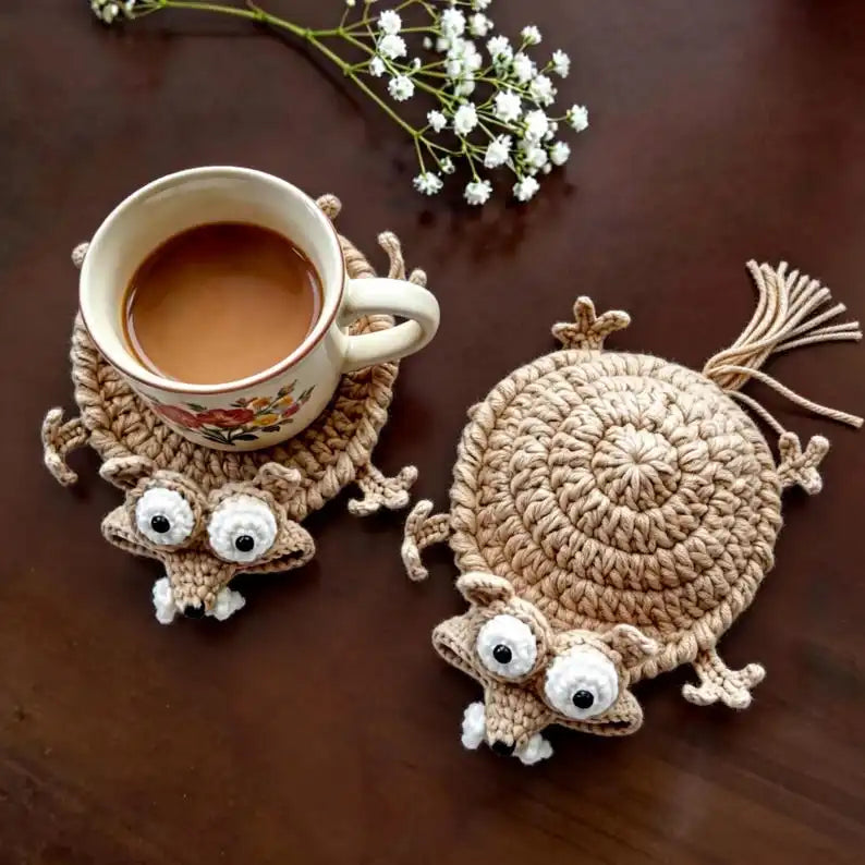 Cute Knitted Squirrel Coasters Funny Handwoven Squirrel Shaped Mug Mats Absorbent Desk Accessories for Coffee Tea Cup Home Decor